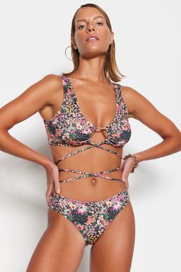 TRENDYOLMILLA Cicek Desenli Normal Paca Bikini Alt? TBESS23BA00155  фото 2