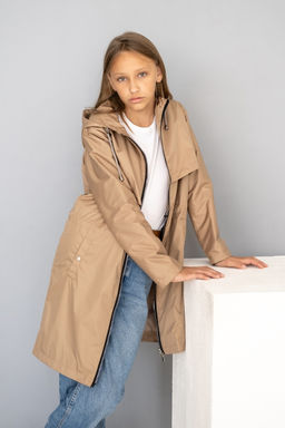 Плащ для девочки "Найс" бежевый