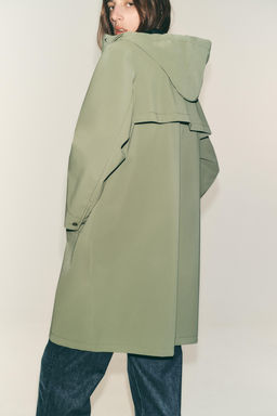 RUBBERISED HOODED JACKET - Zara фото 6