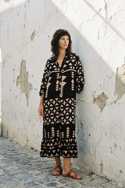 Siyah Midi Genis Kesim Bordur Desen Detayl? Boho Dokuma Elbise TWOSS24EL01019