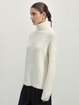 Джемпер фактурной вязки с воротником / Zarina  фото 4