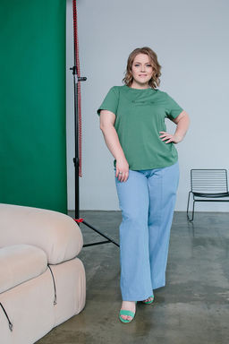 Футболка женская