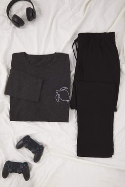 TRENDYOL MAN Yesil %100 Pamuk Regular Fit Nak?sl? Orme Buyuk Beden Pijama Tak?m? TMNAW24AI00004 - Trendyolmilla фото 18