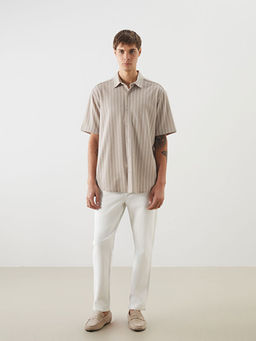 Regular Fit K?sa Kollu ?izgili Erkek G?mlek