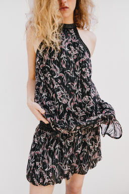TOP HALTER ESTAMPADO LENTEJUELAS HILO METALIZADO / Multicolor