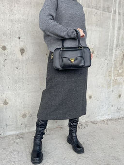 Женская кожаная сумка бочонок 3132 Блек