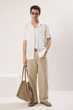 TRENDYOL MAN Beyaz Regular Fit %100 Pamuk Keten Gorunumlu Yazl?k Gomlek TMNSS25GO00003