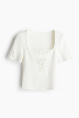 Top escotado con bordado ingl?s