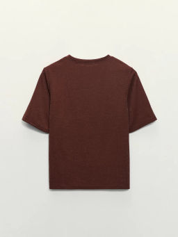 Футболка с люрексом и разрезами / Zarina