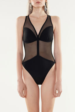 TRENDYOLMILLA Siyah Derin V Yaka Mesh Detayl? Brazillian Mayo TBESS24MA00166 фото 6