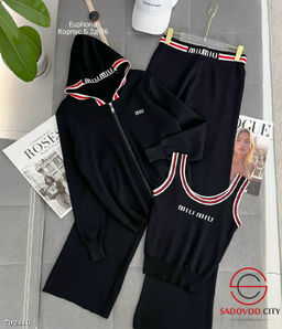 Костюм женский тройка с капюшоном - Bruno фото 9