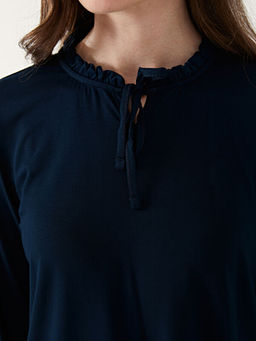 Ba?lamal? Yaka Kad?n Bluz