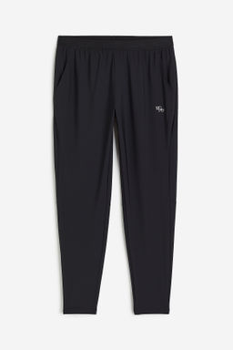 Pantal?n de deporte con DryMove Slim Fit