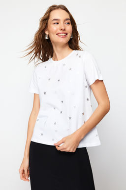 Beyaz %100 Kal?n Pamuklu Varak Y?ld?z Bask?l? Regular Kal?p Orme T-Shirt TWOSS20TS0757