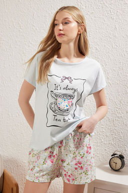 Trendyolmilla Mavi %100 Pamuklu Cicekli Sortlu Orme Pijama Tak?m? THMSS25PT00184