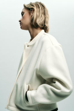 SOFT BOMBER JACKET WITH GOLDEN BUTTONS - Zara фото 5