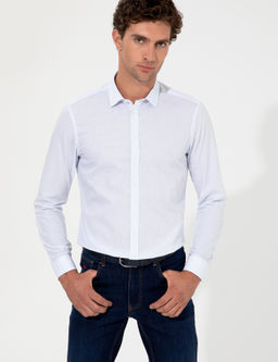 Синяя зауженная рубашка с длинным рукавом