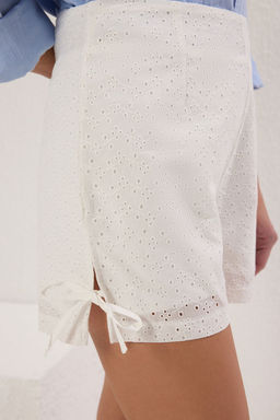 TRENDYOLMILLA Beyaz Sort & Bermuda TWOSS25SR00070 фото 3