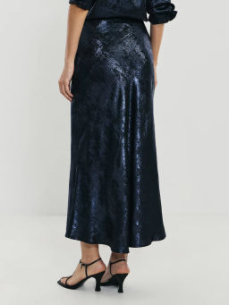 Юбка макси из блестящей ткани / Zarina