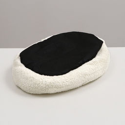 Лежанка для собак и кошек Уют, мягкий мех, 45 х 35 х 11 см, молочный - Пижон фото 3