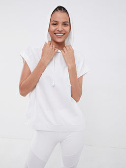 Kap??onlu Bask?l? K?sa Kollu Kad?n Spor Ti??rt