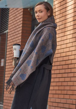 в составе ШЕРСТЬ и КАШЕМИР Большой, мягкий, теплый однотонный двусторонний палантин. - Tantino фото 10