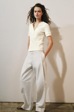 CAMISETA RIB BOTONES / blanco