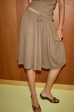 FALDA FLAM? GODETS / Vis?n - Zara фото 2