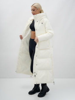 Пальто утепленное стеганное зимнее с капюшоном женское бежевого цвета 9602B - Mtforce фото 16