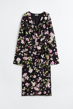 Vestido cruzado con lazada