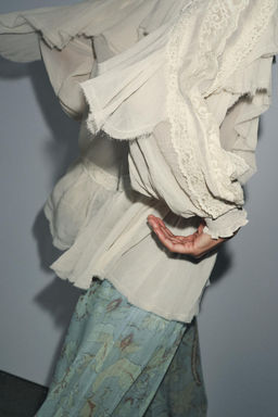 ZW COLLECTION LACE RUFFLE BLOUSE - Zara фото 14