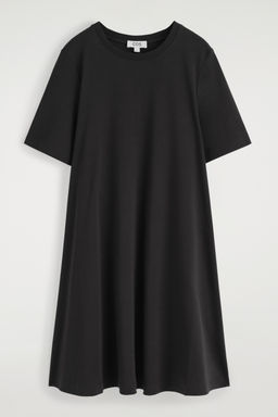 VESTIDO-CAMISETA CORTO ACAMPANADO