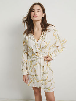 G?mlek Yaka Desenli Elbise