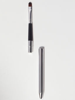 Цена за 2 шт. Кисть для макияжа, компактная, 17.5 см, чёрная, серебристая