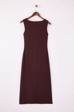 Koyu Kahverengi Bodycon Asimetrik Yaka Aksesuar Detayl? Maxi Esnek Orme Elbise TWOSS26EL00026 - Trendyolmilla фото 3