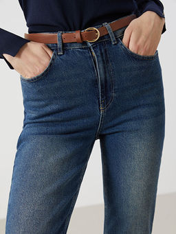Beli Kemerli Mom Fit Kad?n Jean Pantolon