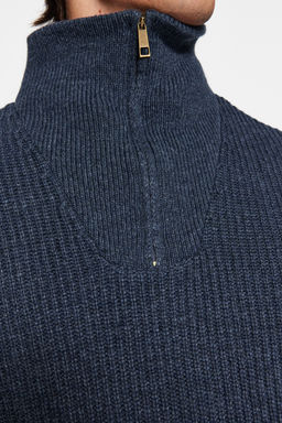 Indigo Regular Fit Yunlu Fermuarl? Bal?kc? Yaka Triko Kazak TMNAW22KZ0347