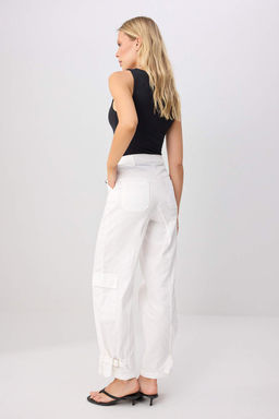 Beyaz Gabardin Kargo %100 Pamuk Pantolon TWOSS26PL00182 - Trendyolmilla фото 4