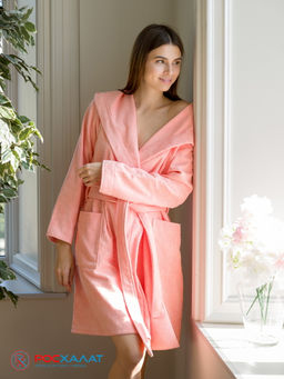 Махровый женский укороченный халат с капюшоном светло-коралловый МЗ-01 (6) - Росхалат фото 12
