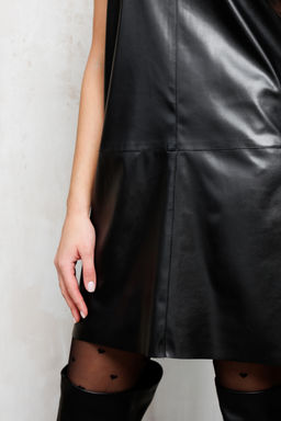 Платье из экокожи 200-1