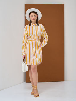 Платье-рубашка оверсайз из однотонного штапеля