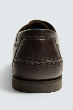 ZAPATO N?UTICO PIEL / Marr?n - Zara фото 3