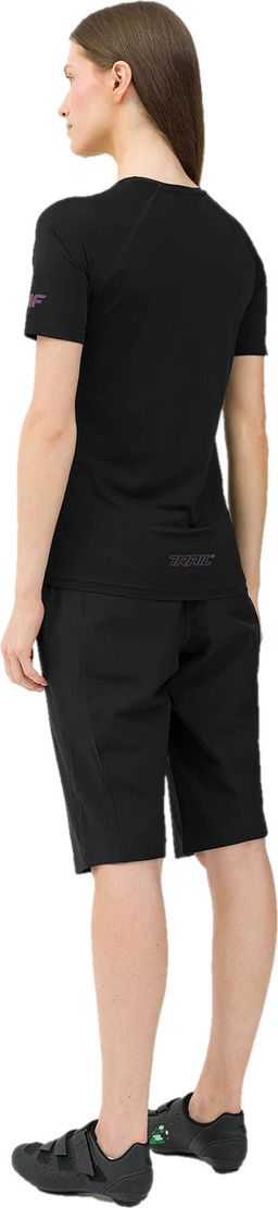 Футболка женская