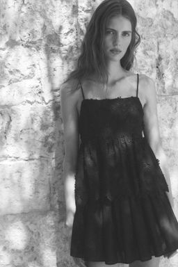 Top de tirantes espagueti con aplicaciones - H&m фото 3