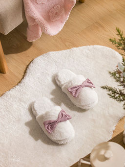 Fiyonk Fig?rl? Pel?? Kad?n Ev Terli?i