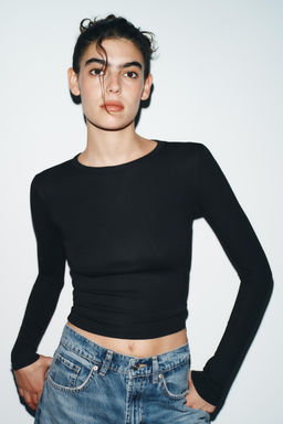 CAMISETA MANGA LARGA / Negro - Zara фото 4