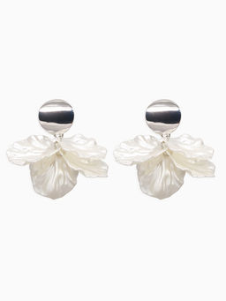 Клипсы для ушей QF Ветерок, цвет белый в серебре