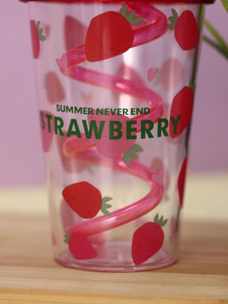 Тамблер iLikeGift "Fruits party Strawberry", pink (380 ml)