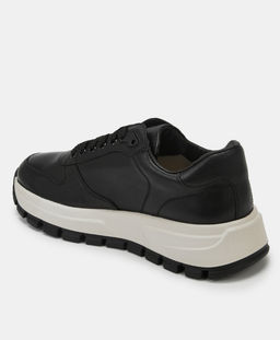 Кроссовки женские MOON Артикул 696101ЧЧ