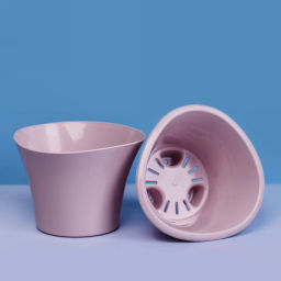 Цена за 3шт. Кашпо для цветов пластиковое 0,6л d-13см "Лагуна" со вставкой бисквитный